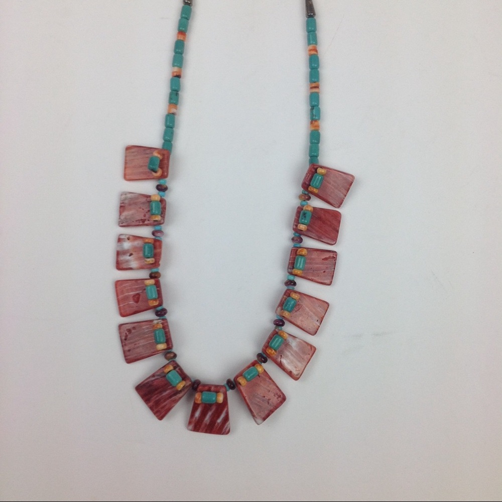 NWOT.  Navajo Artist Made Necklace